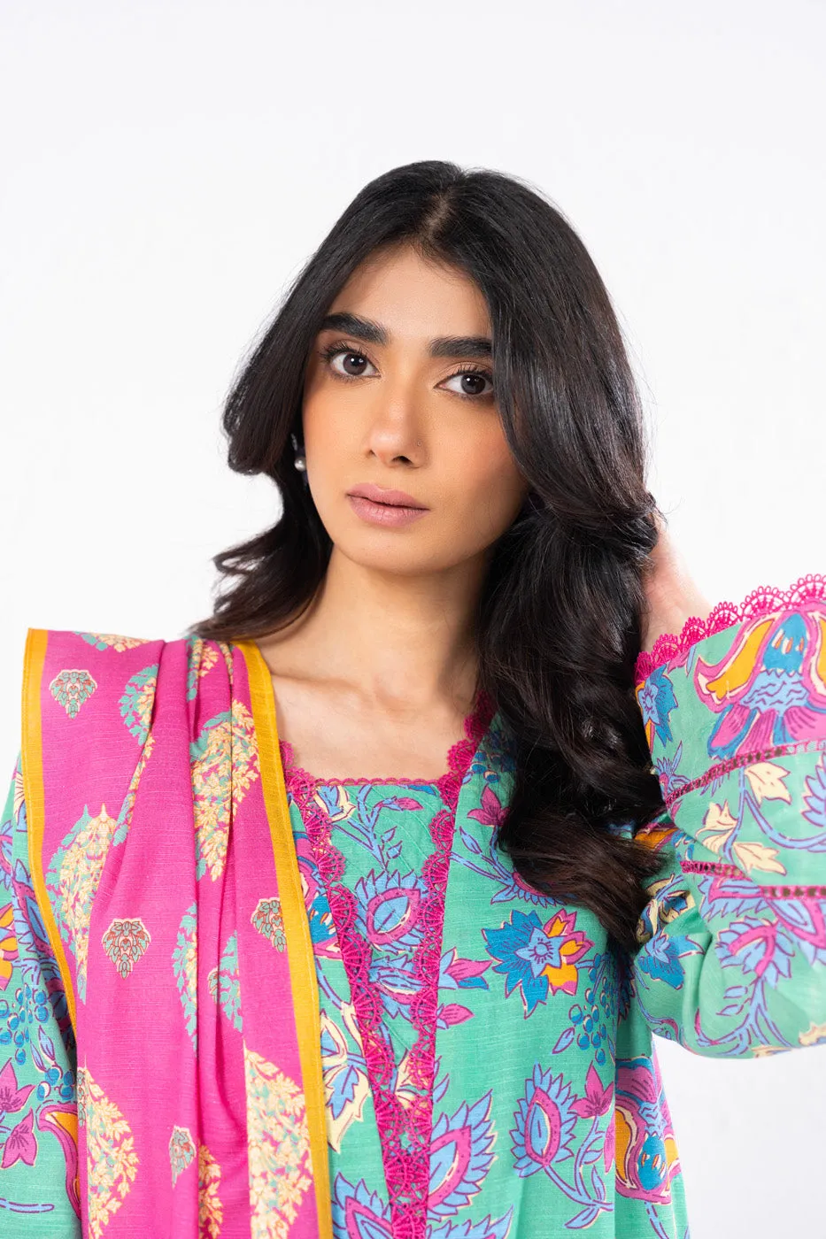 2 Pc Printed Khaddar Shirt With Khaddar Dupatta