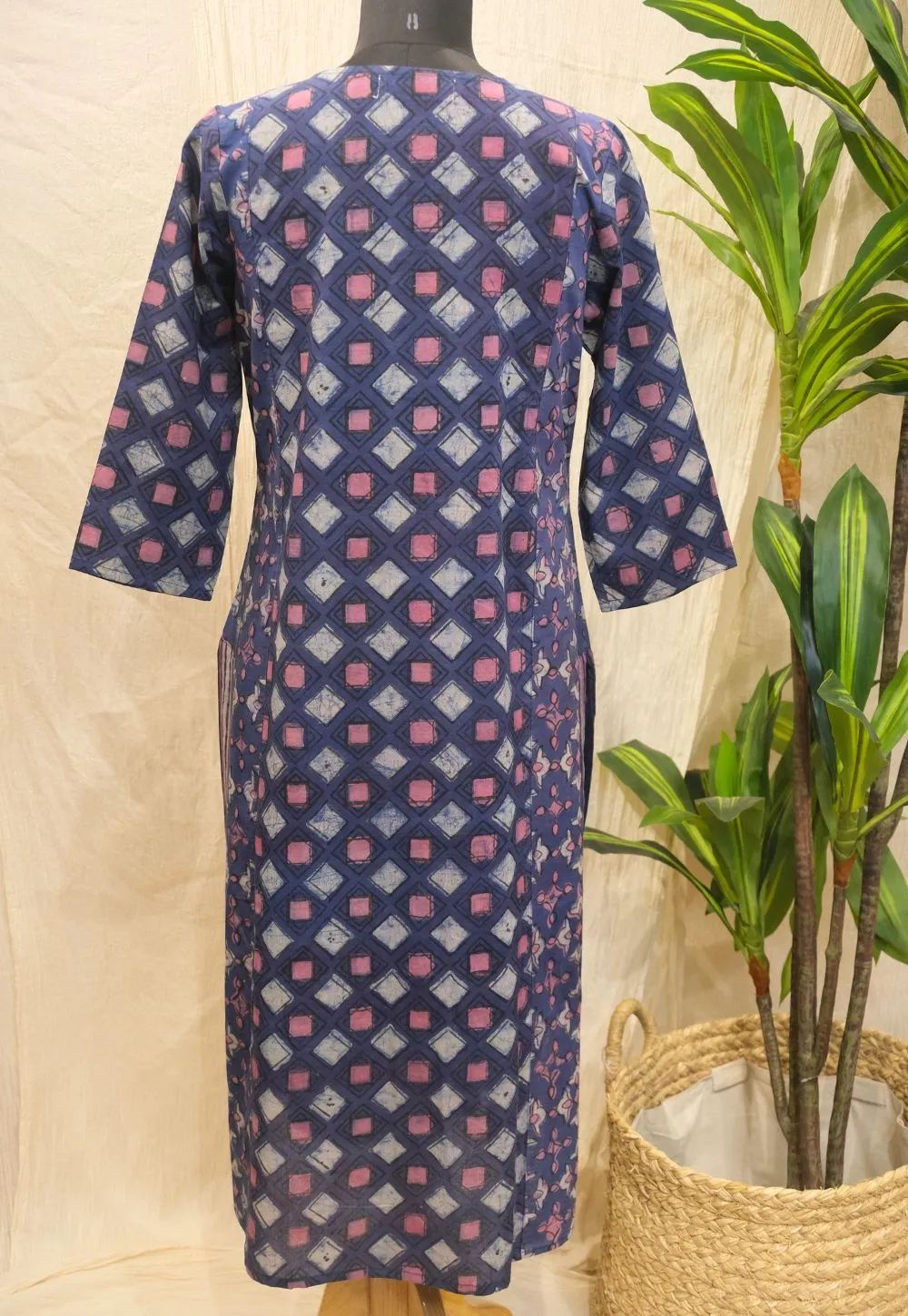 Alana Dabu Cotton Kurta