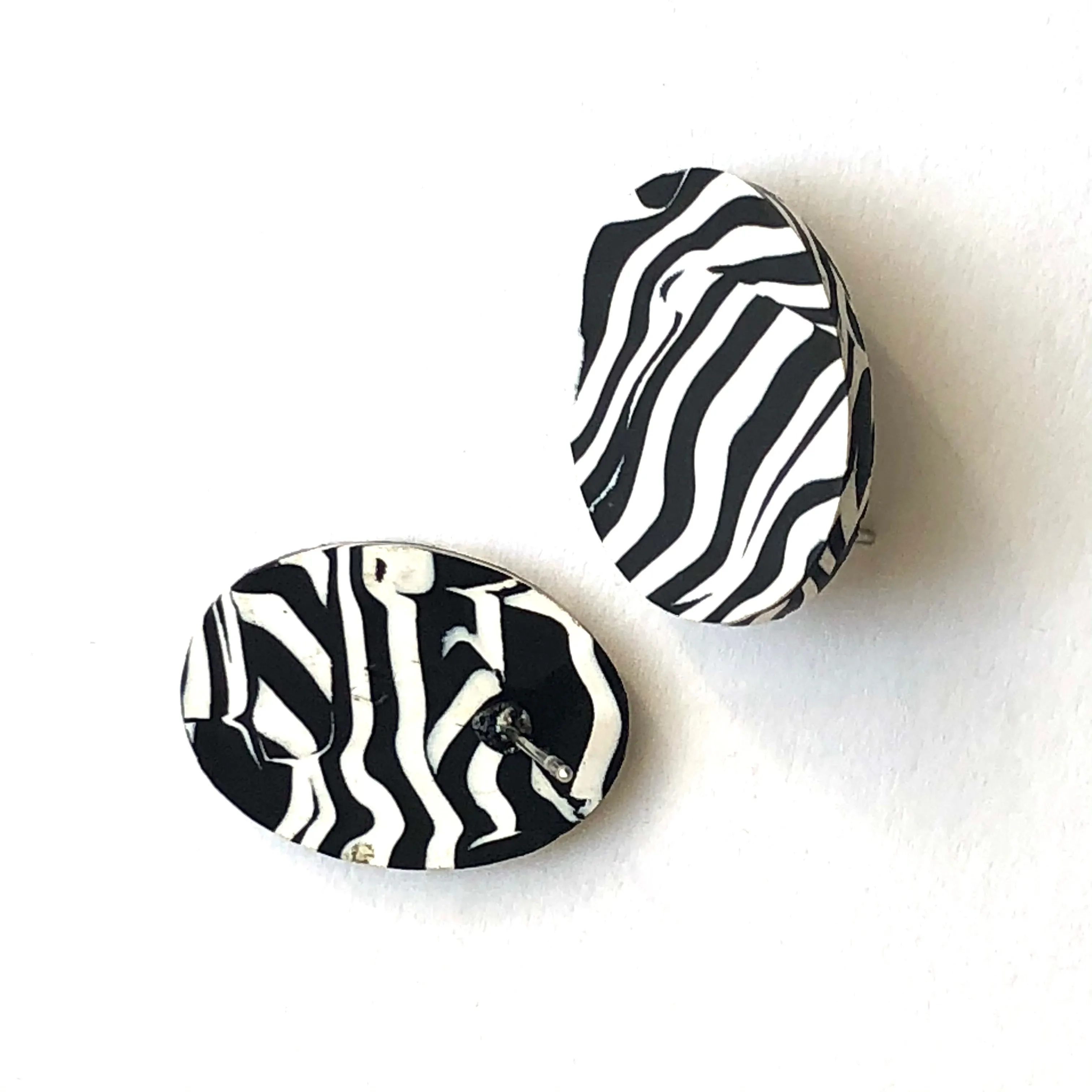 Black & White Zebra Stripe Oval Stud Earrings