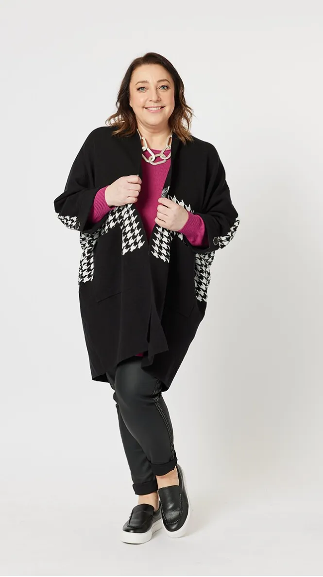 Clarity Houndstooth Trim Knit Black