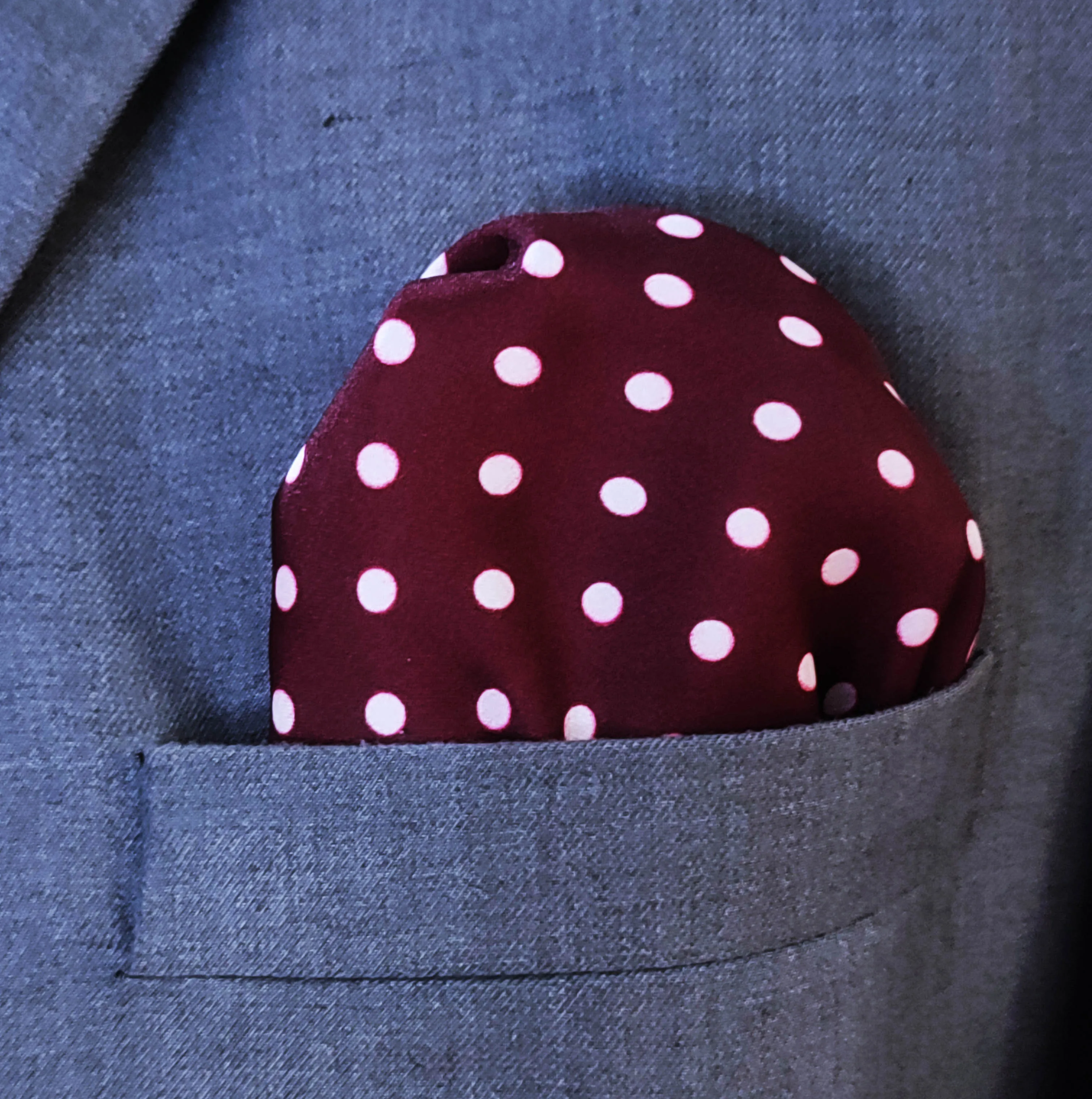 DARK MAROON WITH WHITE POLKA DROPS - SILK pocket squares