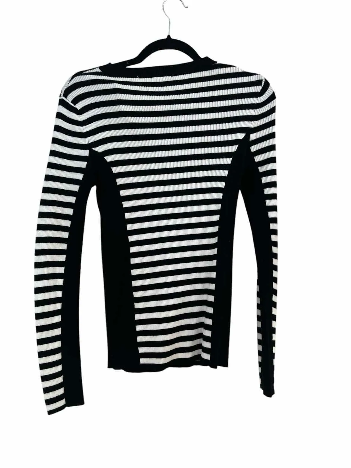 Elie Tahari White and black Size M Sweater