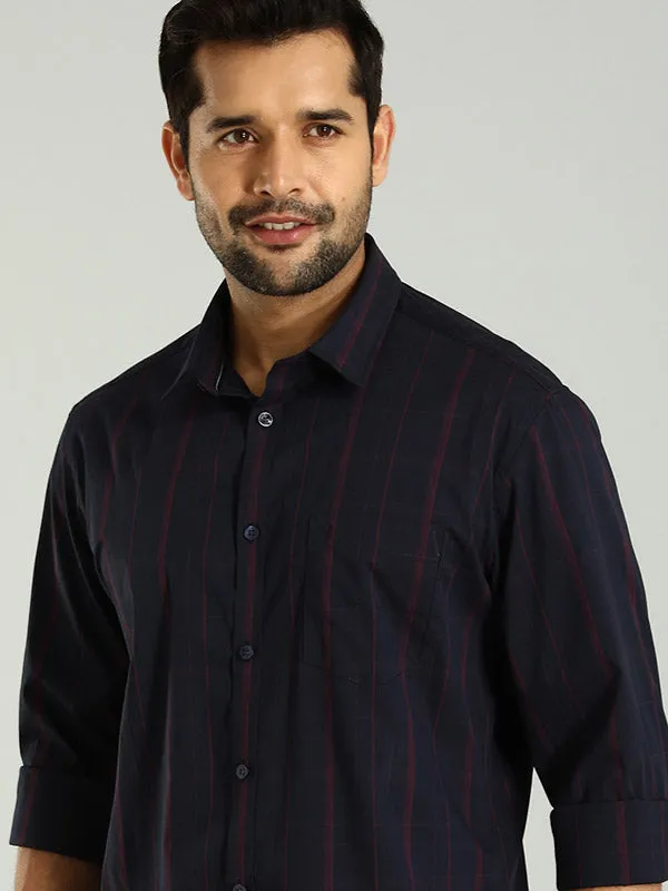 Men Checked Full Sleeve Cotton Blend Shirt