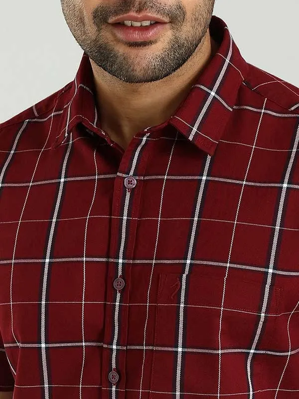 Men Checked Half Sleeve Cotton Shirt