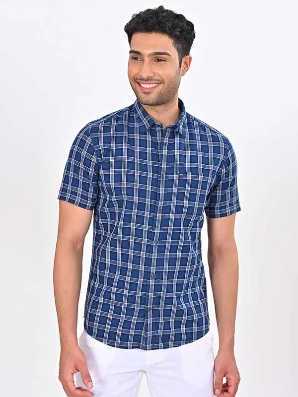 Men Checked Half Sleeve Cotton Shirt