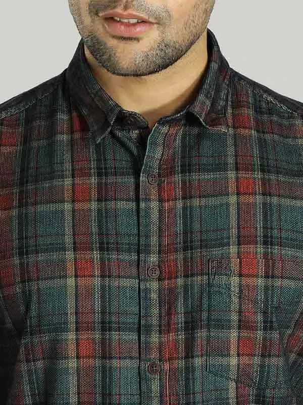 Men Checked Half Sleeve Cotton Shirt