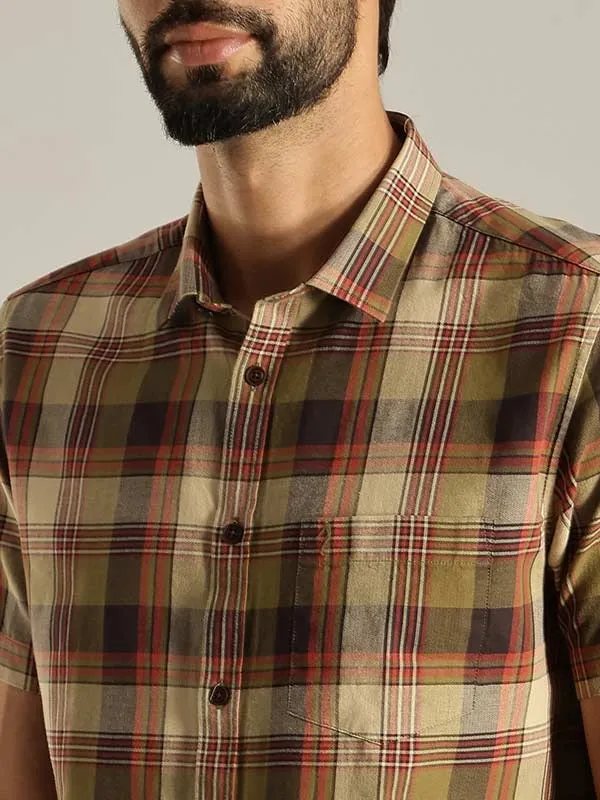 Men Checked Half Sleeve Cotton Shirt