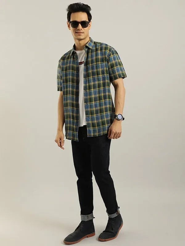 Men Checked Half Sleeve Cotton Shirt