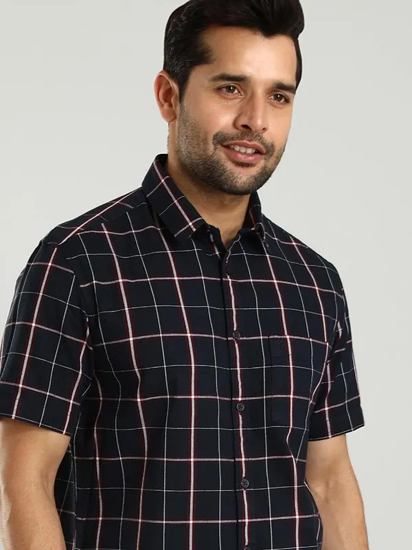 Men Checked Half Sleeve Cotton Shirt