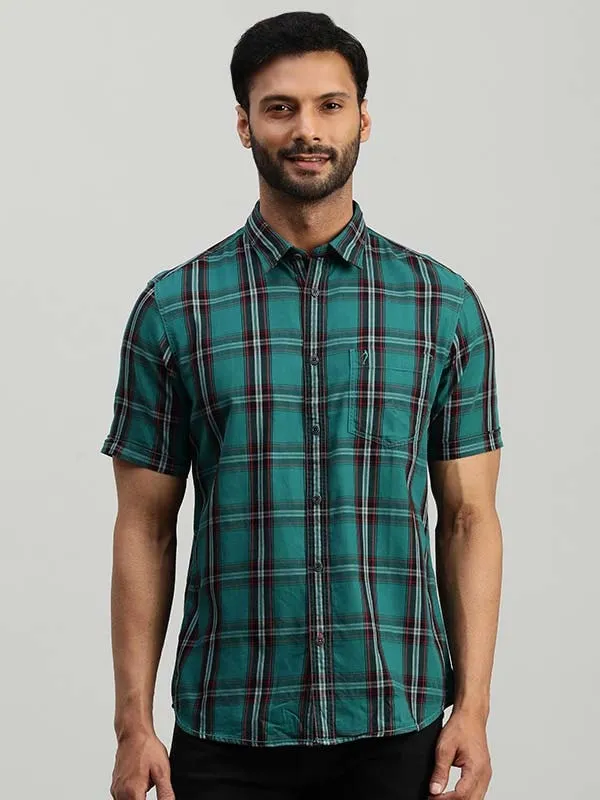 Men Checked Half Sleeve Cotton Shirt